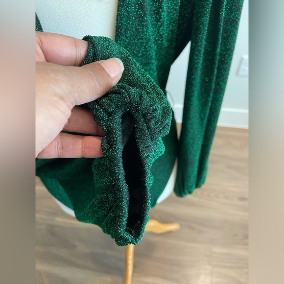 SHEIN Elegant Shimmer bodysuit in green - Picture 5 of 9